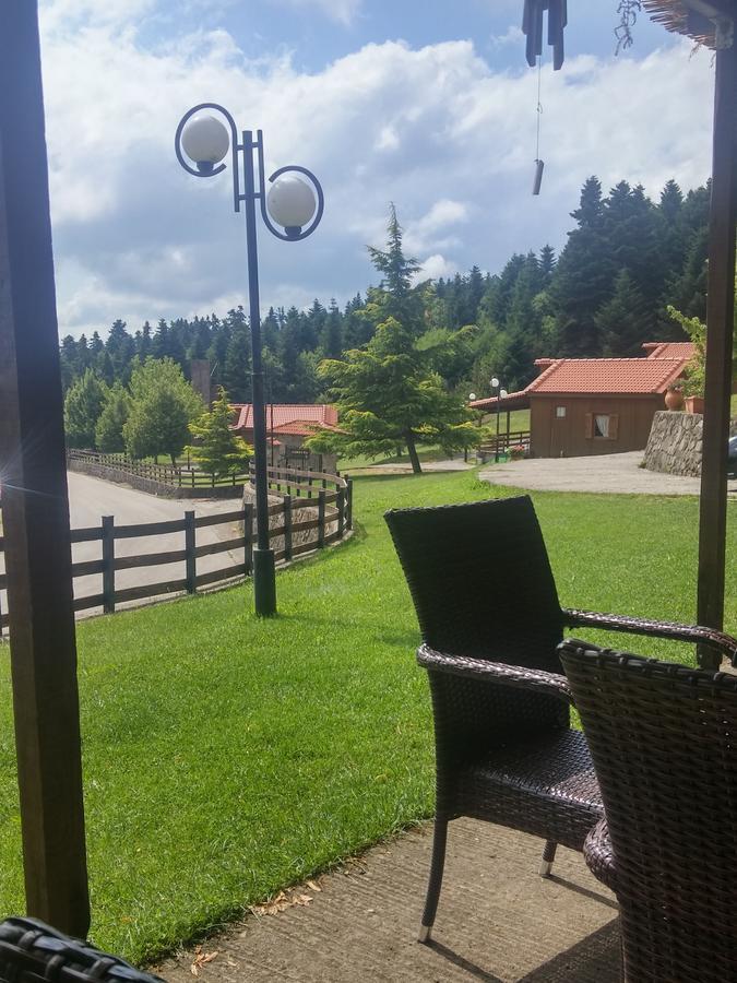 Livadaki Village Megali Kapsi Kültér fotó
