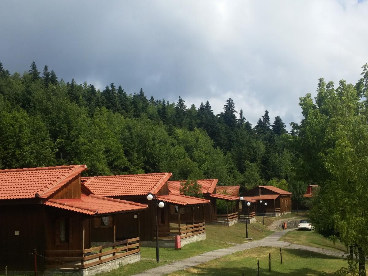 Livadaki Village Megali Kapsi Kültér fotó