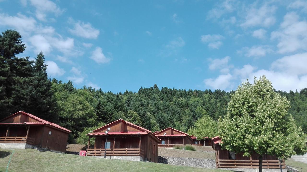 Livadaki Village Megali Kapsi Kültér fotó